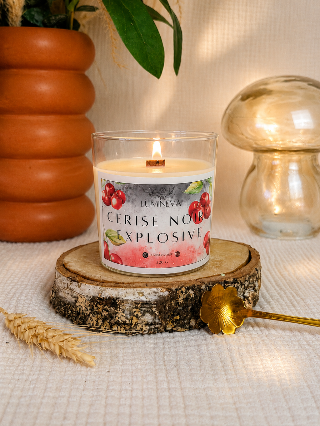 BOUGIE SIGNATURE CERISE NOIRE EXPLOSIVE