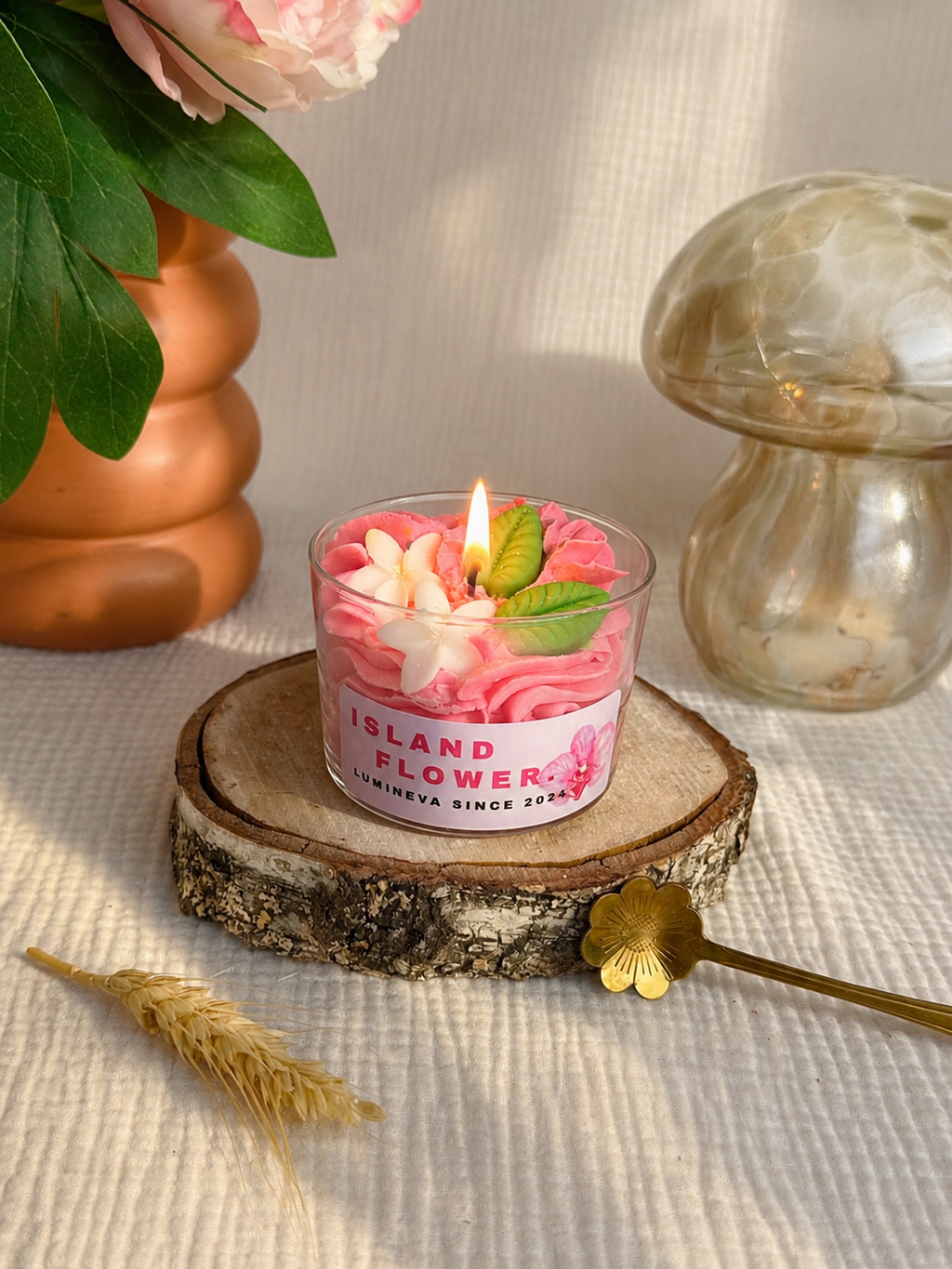 BOUGIE GOURMANDE ISLAND FLOWER (MODELE UNIQUE 150gr)