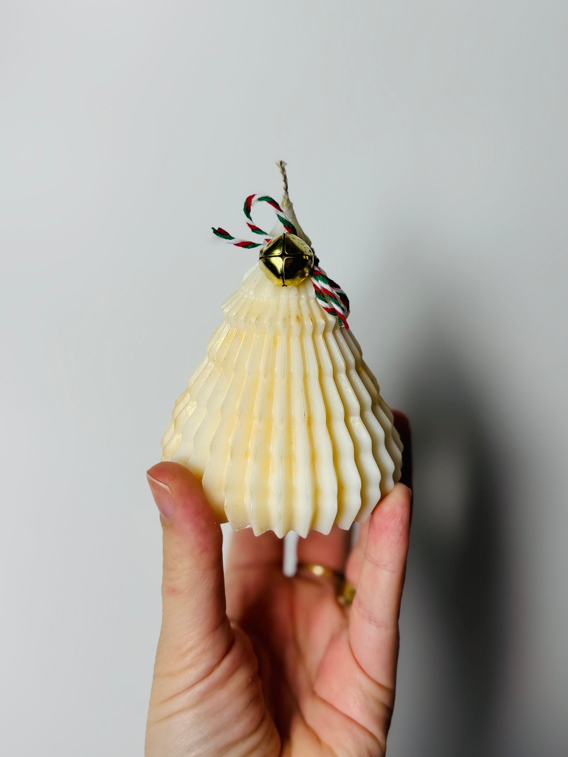 BOUGIE FANTAISIE SAPIN BLANC