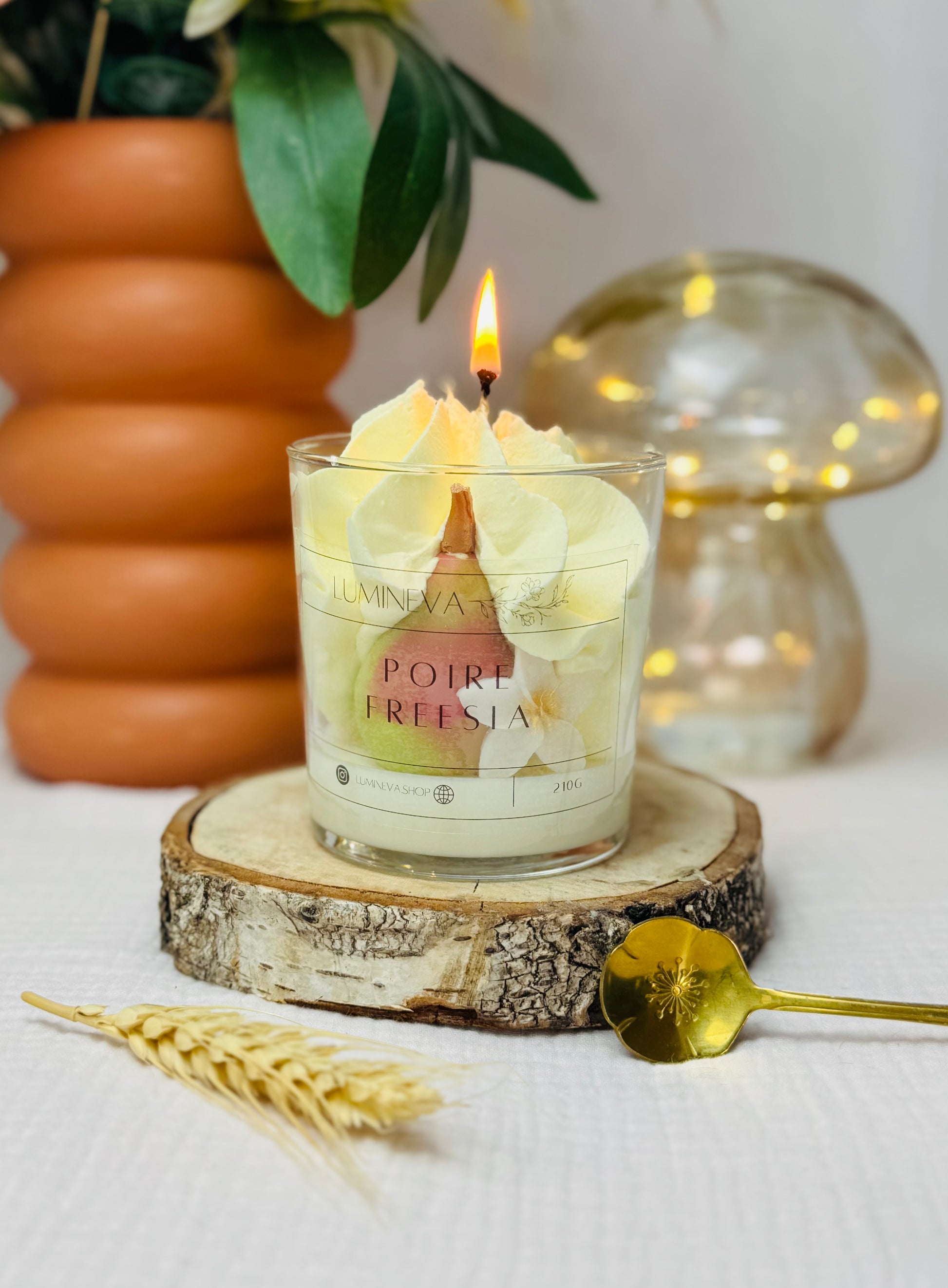 BOUGIE GOURMANDE POIRE FREESIA