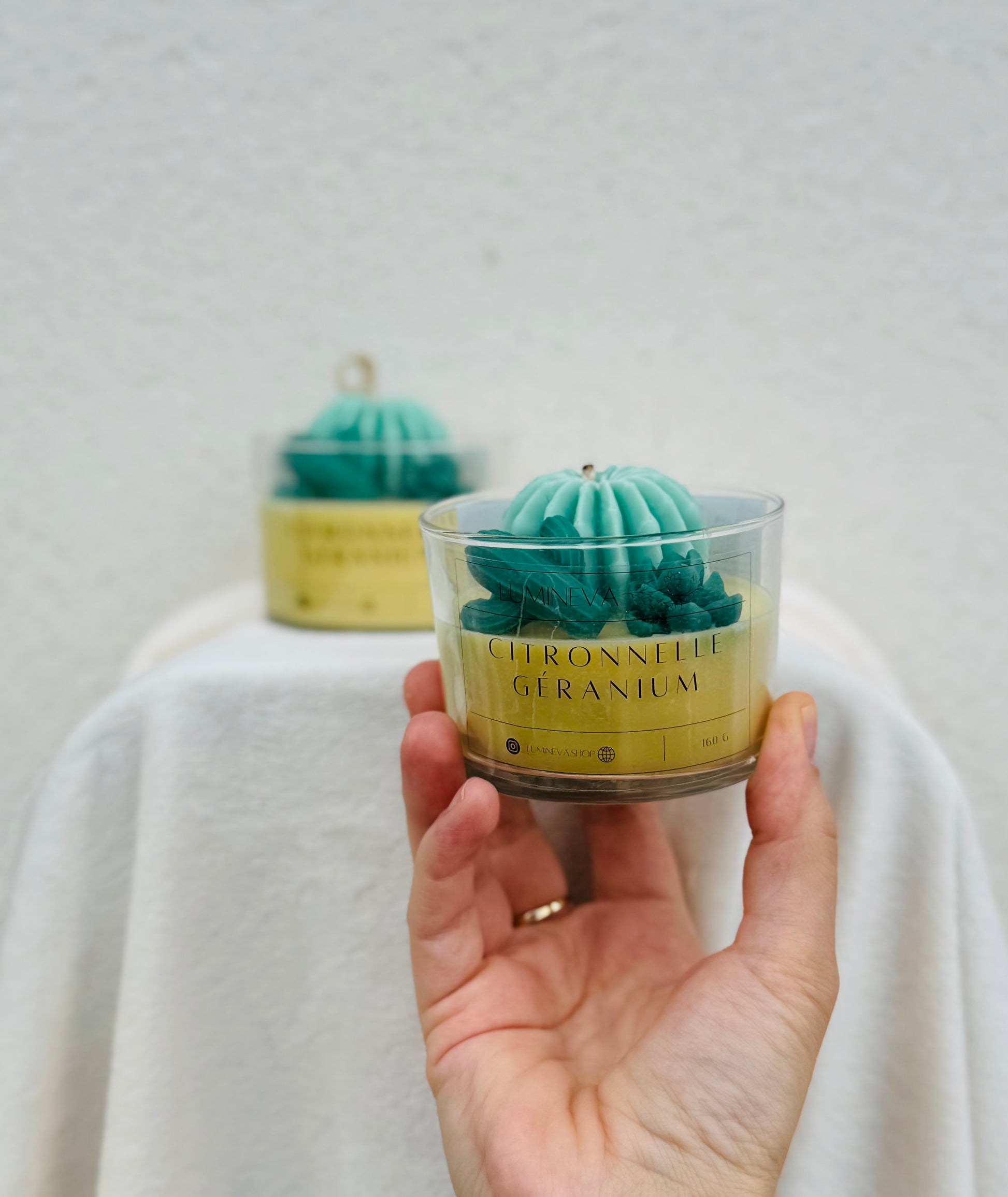 BOUGIE FANTAISIE CITRONNELLE GERANIUM - ANTI MOUSTIQUE